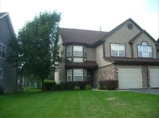 1182 Scott Ct, Carol Stream, IL 60188