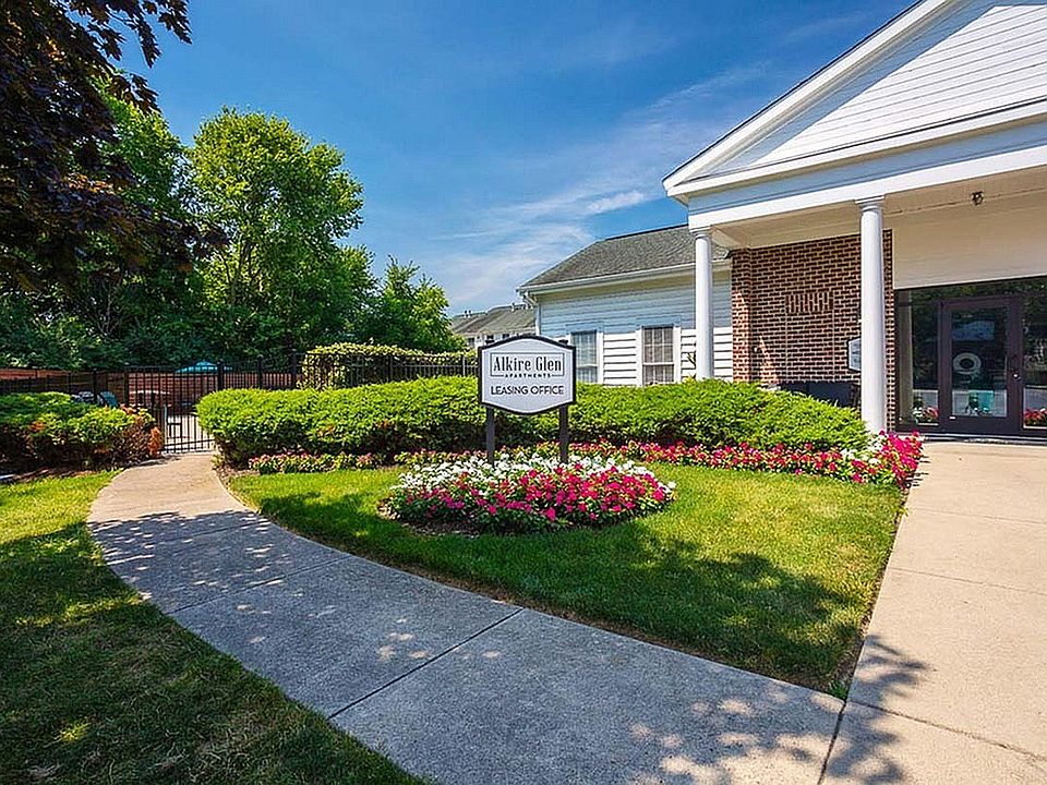 Leasing Office at Alkire Glen
