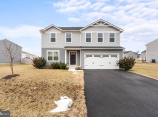 121 Switchgrass Ct, Bunker Hill, WV 25413
