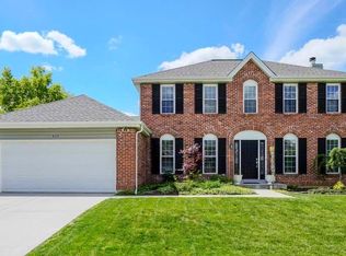 808 Kentridge Ct, Ballwin, MO 63021