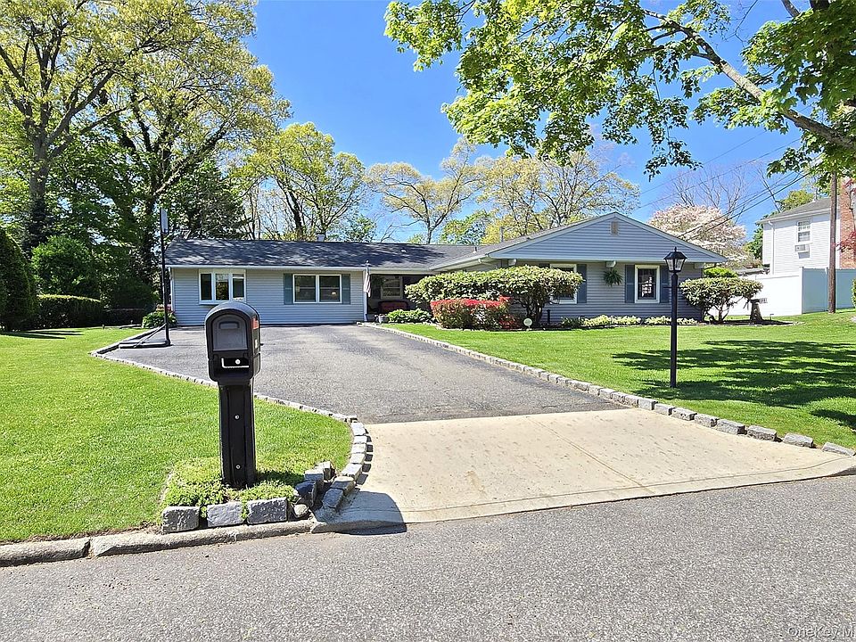 1st image of 36 Holly Hill Lane