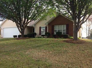 106 Pheasant Ridge Dr, Taylors, SC 29687