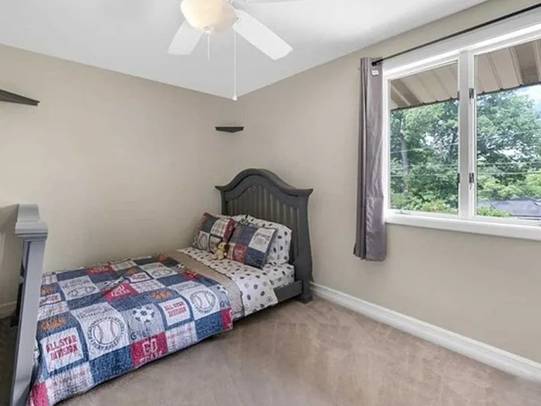 442 Wildwood Rd — Photo 17