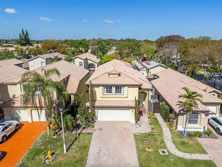 5160 NW 112th Ct — Photo 35