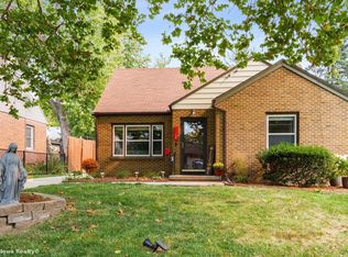 1329 Merle Hay Rd, Des Moines, IA 50311