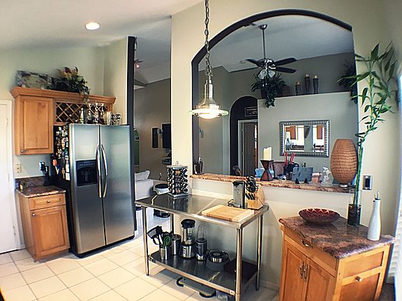 5th image of 8104 Palm Gate Dr