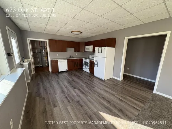 623 Oak St #1, Alexandria, MN 56308