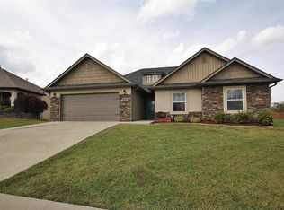 3903 Timber Run Dr, Columbia, MO 65203