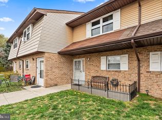 280 La Cascata Tnhs, Clementon, NJ 08021