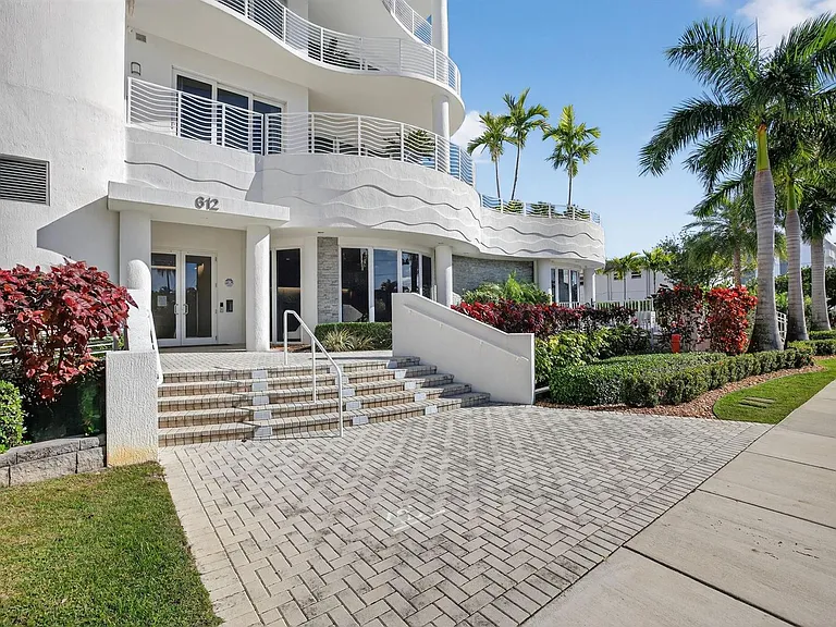 612 Bayshore Dr #702 — Photo 56