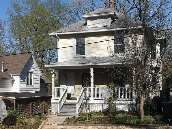 807 41st St, Rock Island, IL 61201