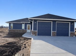 5476 N Toben Dr, Wichita, KS 67226