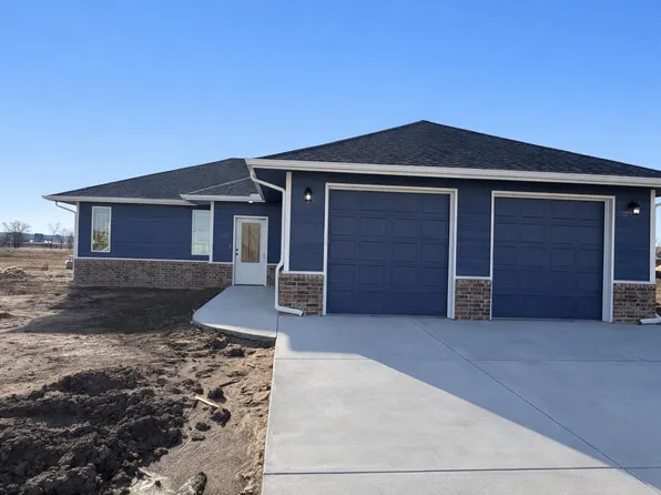 5476 N Toben Dr, Wichita, KS 67226