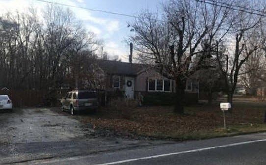 2nd image of 1175 N West Blvd