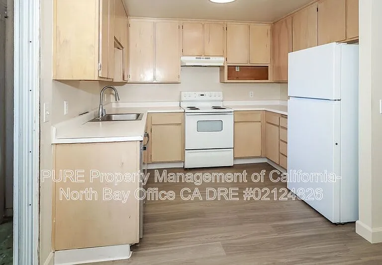 5252 Old Redwood Hwy #20 — Photo 4