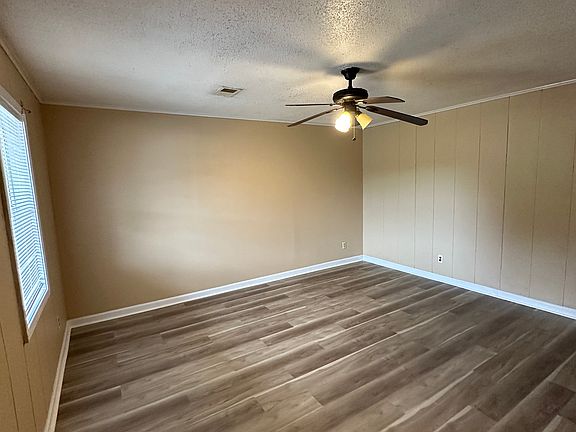 2nd image of 5308 Apt Dr APT 4