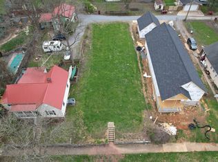 421 W Maple St, Johnson City, TN 37604