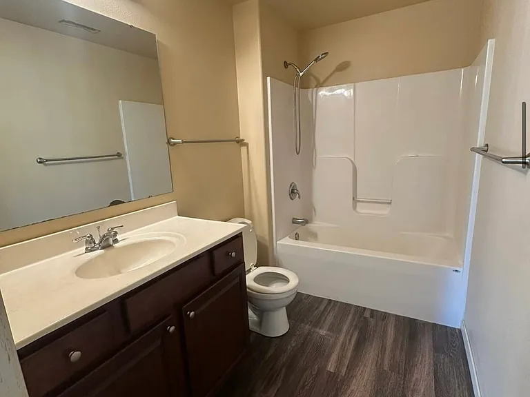 3834 W 4th St #2 — Photo 7