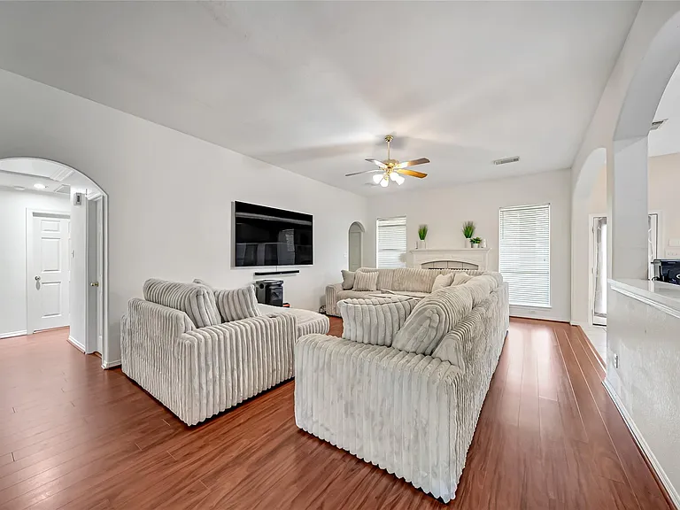3414 Battle Creek Dr — Photo 4
