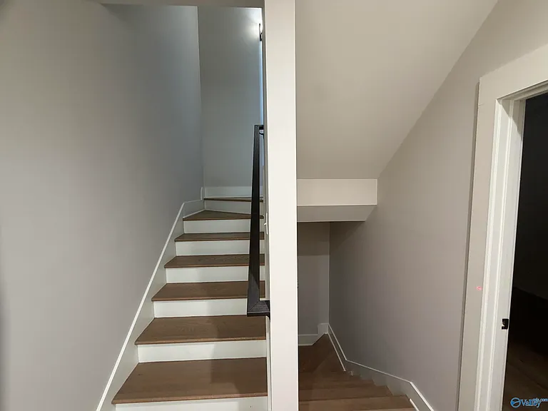 13 Vine St NE — Photo 22