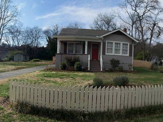 1st image of 321 Vista Dr