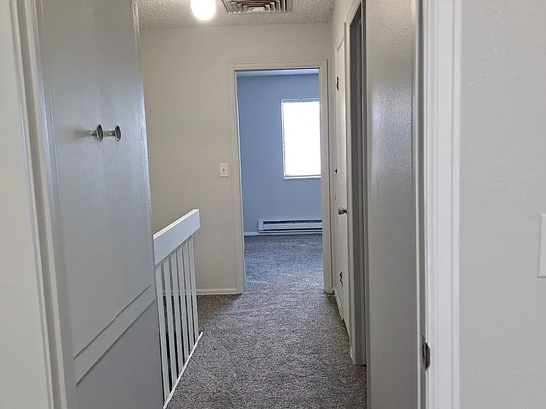 33-39 Castle Royal Dr — Photo 14