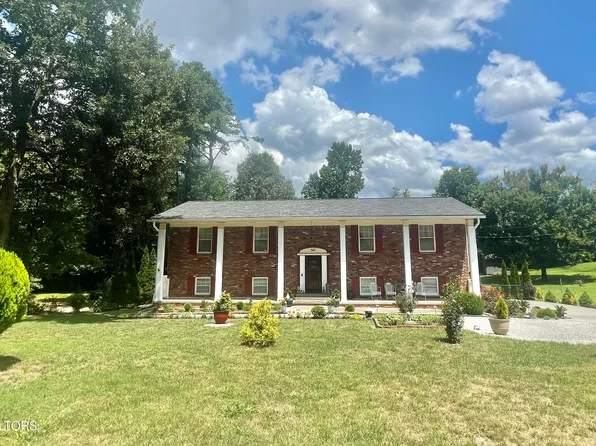212 Cogdill Rd, Knoxville, TN 37922