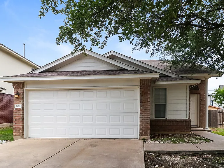 1416 Miss Allisons Way — Photo 1
