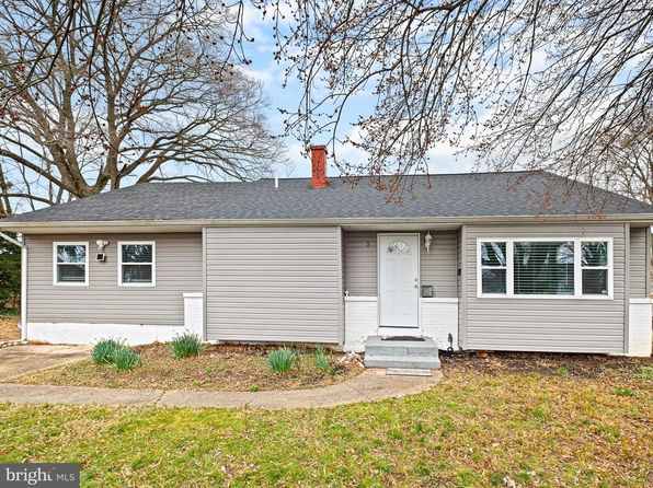 5 Brennen Ct