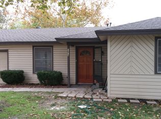 1073 Easy St, Grapevine, TX 76051