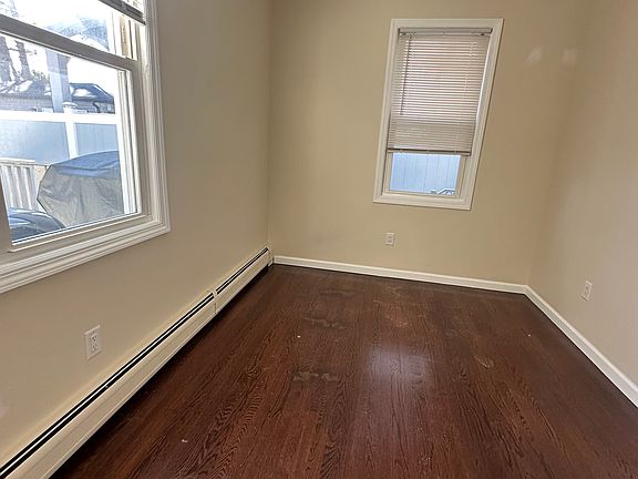 4th image of 78 Woodland Ave #1