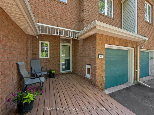 50 Gray Cres, Ottawa, ON K2K 3L2