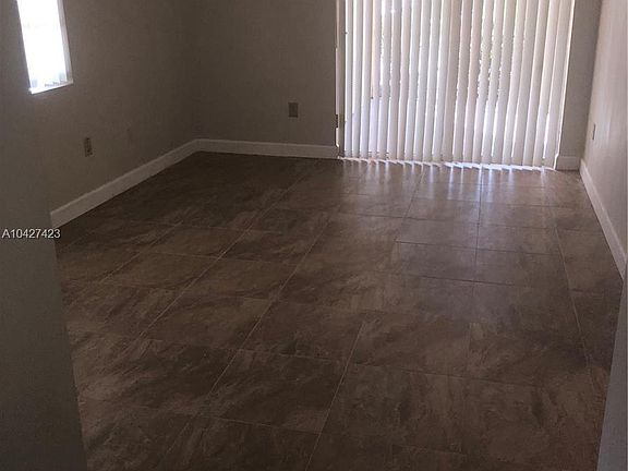4th image of 15300 SW 106th Ave #00