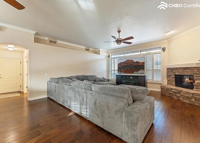6445 W Fullam St — Photo 25