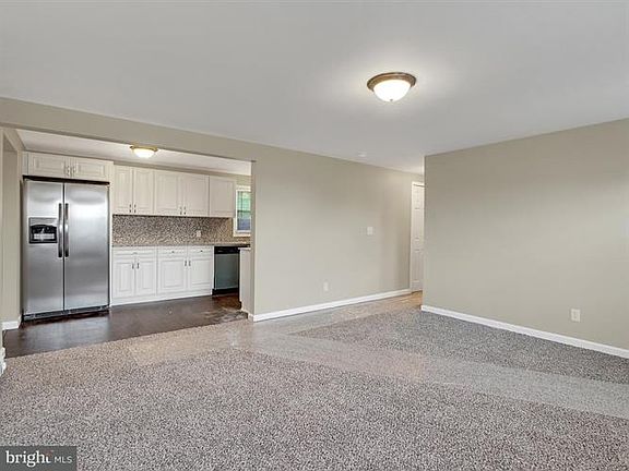 5th image of 31 Gay St