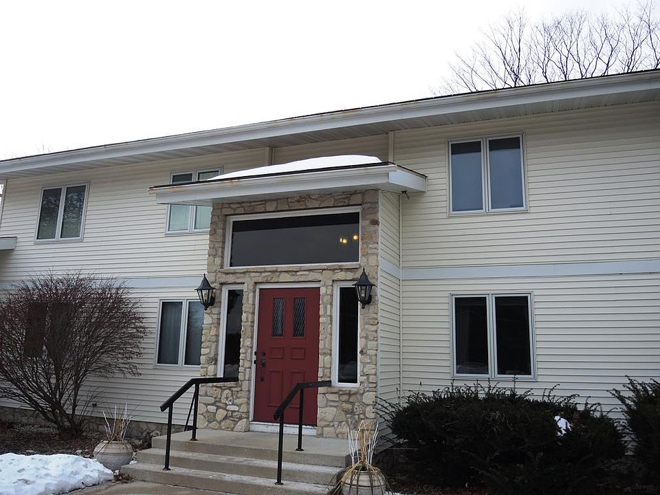 1st image of 10567 Westwood Dr Unit 3