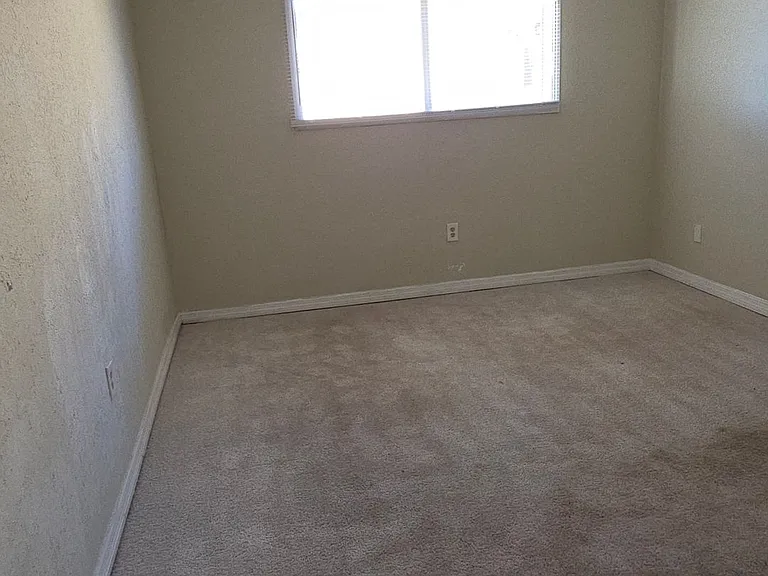 922 Lake Destiny Rd #F — Photo 10
