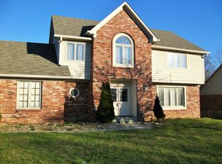 796 Arrowwood Dr, Carmel, IN 46033