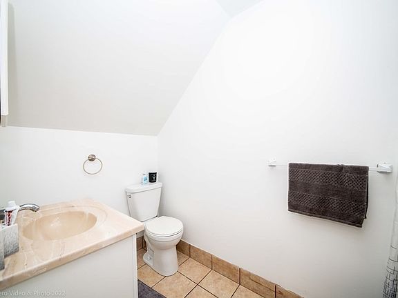 5th image of 38-40 Florence St #2