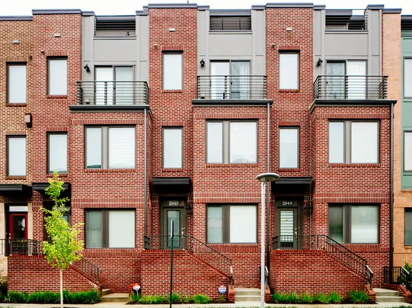 2947 Stella Blue Ln, Fairfax, VA 22031