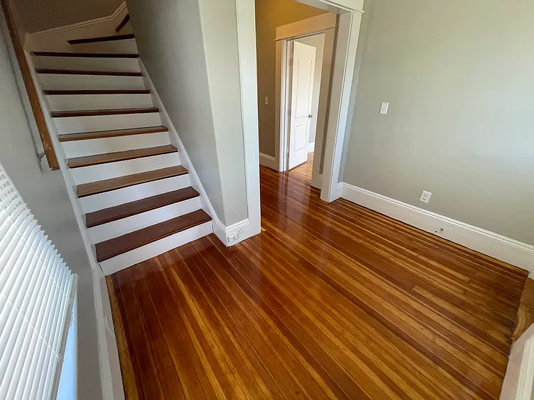 133-135 Draper St #2 — Photo 8