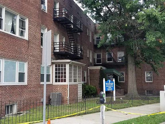 2nd image of 2615 Kennedy Blvd APT B-1