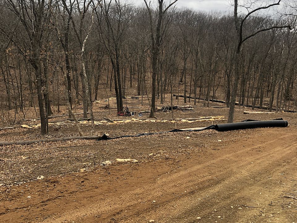1st image of 3100 S 74th St