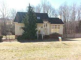 9372 Deer Path Ln, Kernersville, NC 27284