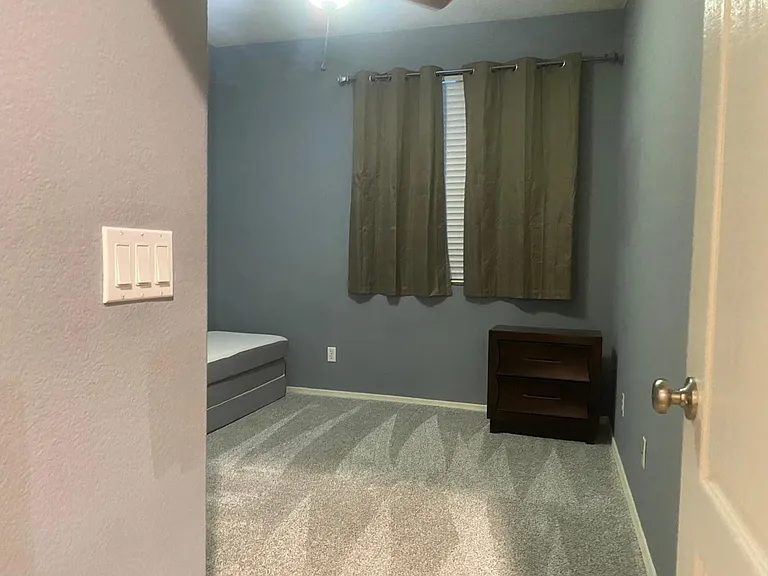 9237 W Irma Ln — Photo 23