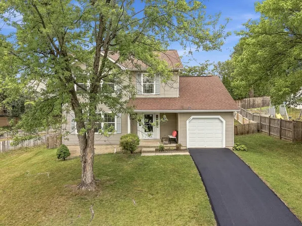 104 Kapok Cir, Winchester, VA 22602