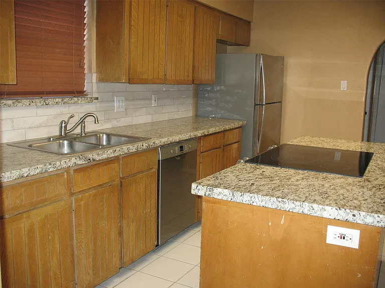 6030 Gallant Forest Dr — Photo 17