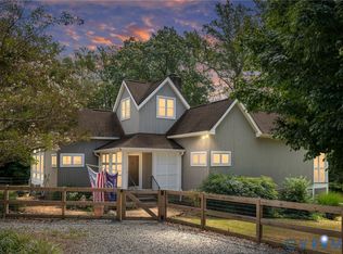 730 N Independence Dr, Montross, VA 22520