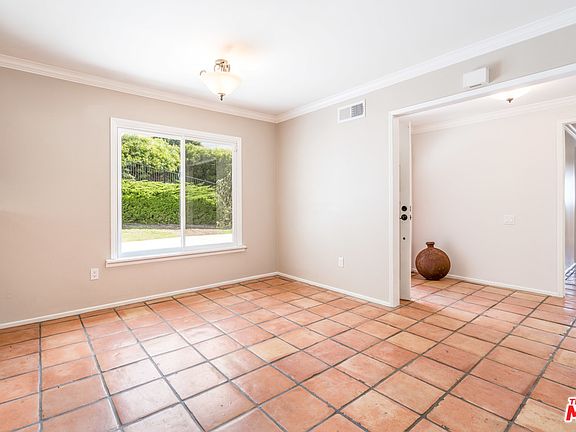 3rd image of 6267 Tapia Dr