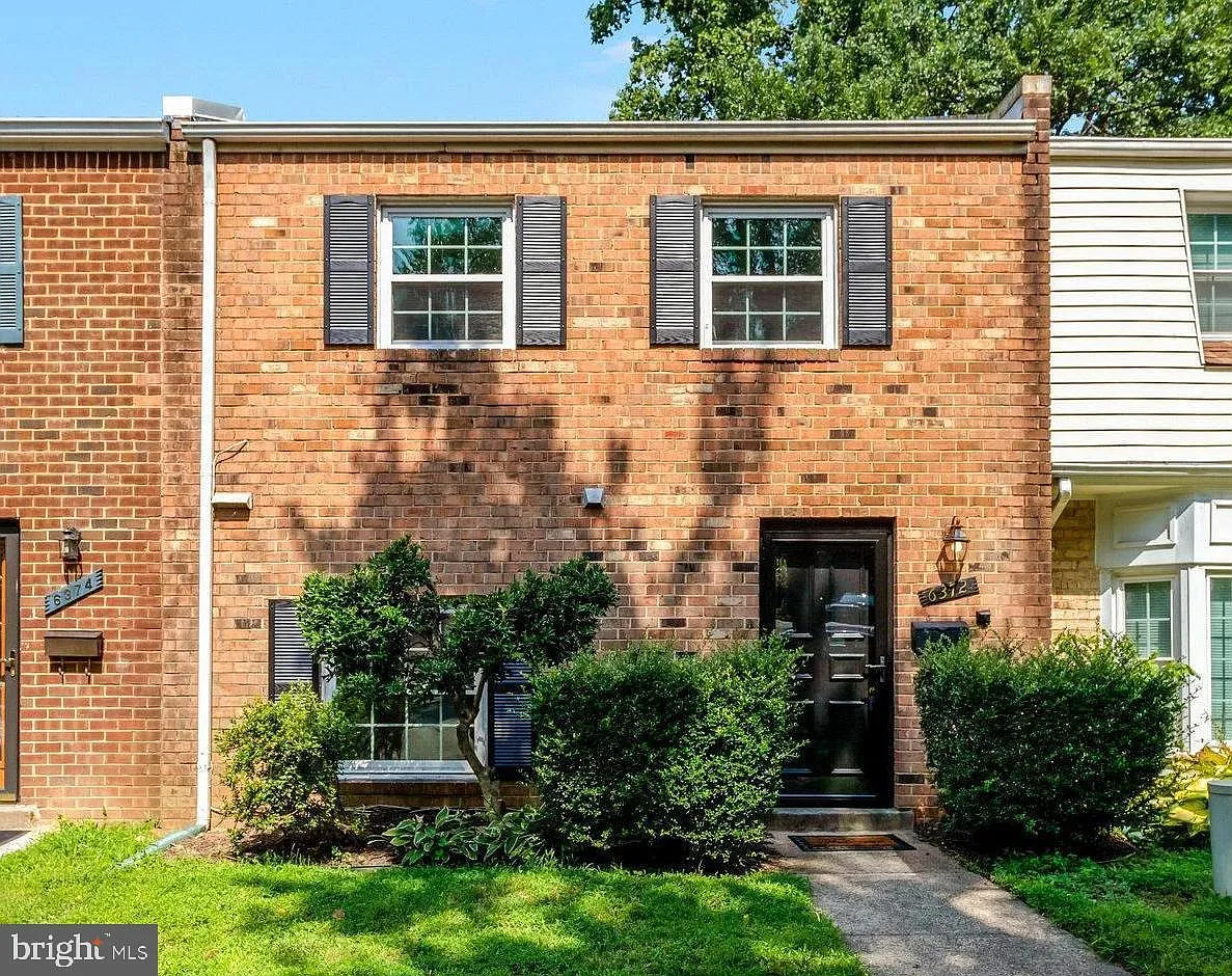 3 bed, 1344 sqft, $2,750 — Photo 1